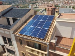LA UNIÓ y HELIOTEC ofrecen autoconsumo fotovoltaico para viviendas y negocios